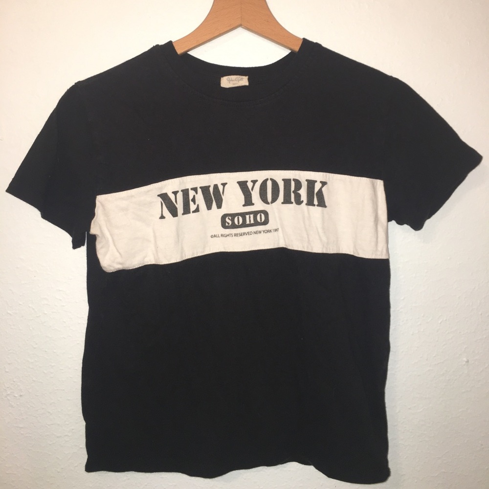 Brandy Melville Tshirt